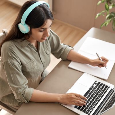 Student using AI homework helper GPT to ethically complete homework assignment