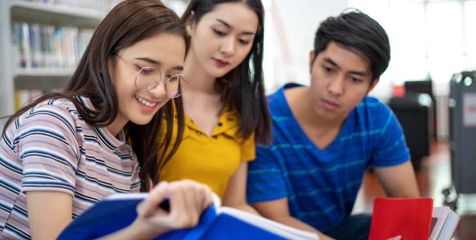 Students using AI homework chatbots to get schoolwork done ethically